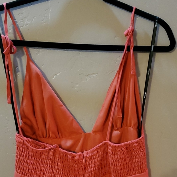 Coral dress - Picture 2 of 2